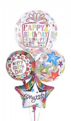 キャッチーな色合いとポップなデザインは、お友達へのプレゼントにも◎