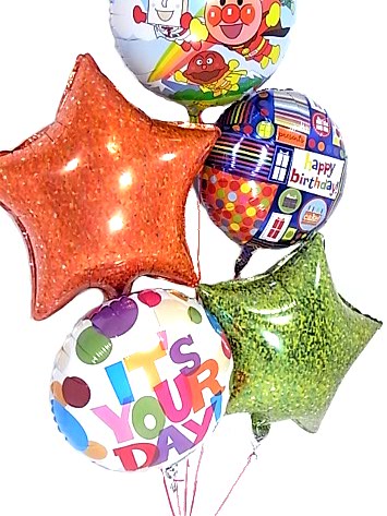 元気いっぱいのアンパンマンが「おめでとう」の気持ちをプレゼント♪