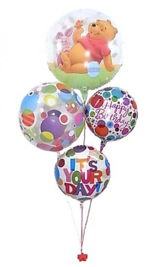 ぷかぷか浮くプーさんが子供たちの心を掴むこと間違いなし!